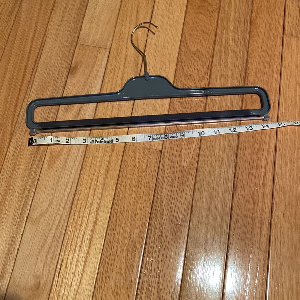 Authentic TOM FORD hanger - Picture 4 of 5